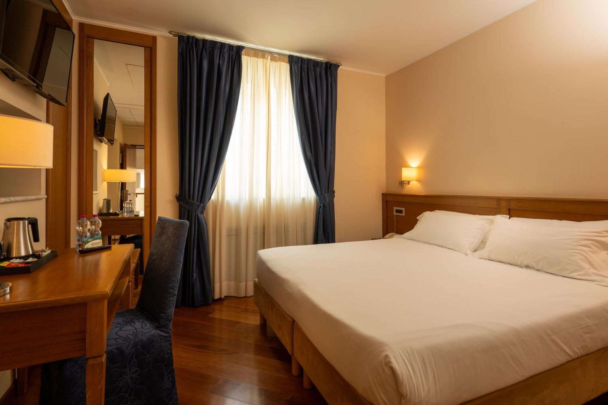 Iris Hotel Génova
